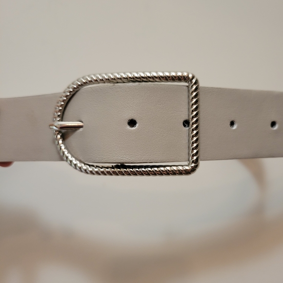 APT. 9 Women's Belt - Picture 3 of 4
